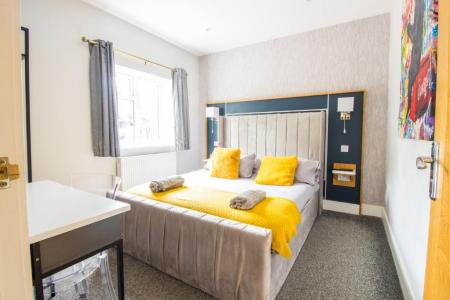 4 bedroom Detached bungalow for sale in Summer Gates Lane, Bratoft, Skegness, PE24