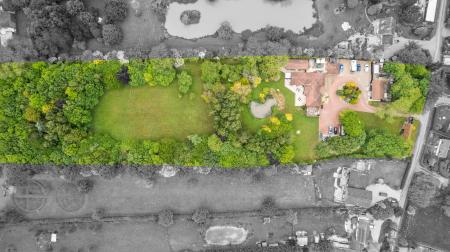 Summer Gates Lane, Bratoft, Skegness, PE24