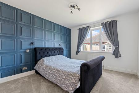 4 bedroom Detached bungalow for sale in Spilsby Road, Wainfleet, PE24