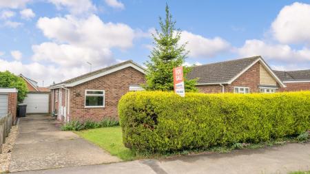 2 bedroom Detached bungalow for sale in Chapman Avenue, Burgh Le Marsh, PE24