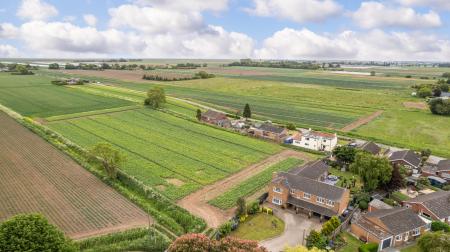 7 bedroom Detached house for sale in Field Lane, Friskney, PE22