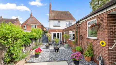 6 bedroom Detached house for sale in Glentworth Crescent, Skegness, PE25