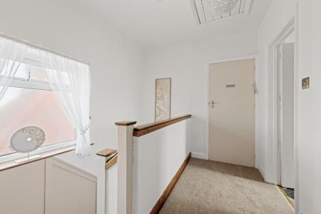 6 bedroom Detached house for sale in Glentworth Crescent, Skegness, PE25