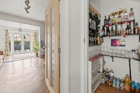 6 bedroom Detached house for sale in Glentworth Crescent, Skegness, PE25