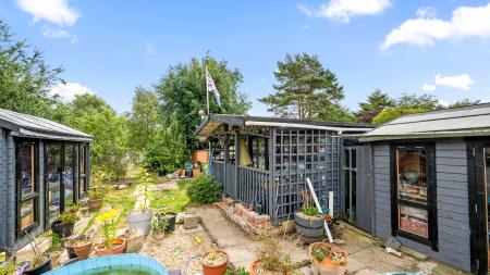 1 bedroom Detached bungalow for sale in South End, Hogsthorpe, PE24