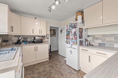 4 bedroom Detached house for sale in Station Road, Burgh Le Marsh, PE24