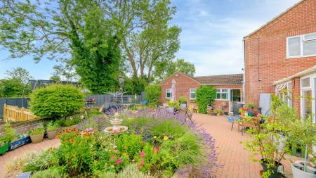 4 bedroom Detached house for sale in Station Road, Burgh Le Marsh, PE24