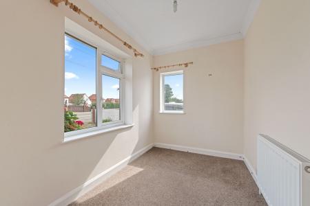 2 bedroom Bungalow for sale in Sea Lane, Ingoldmells, PE25