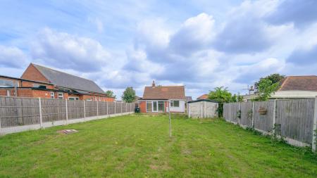 2 bedroom Bungalow for sale in Sea Lane, Ingoldmells, PE25