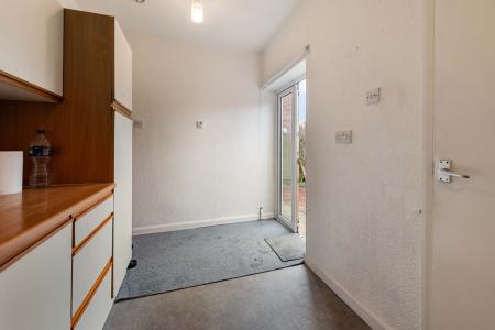 1 bedroom Flat for sale in Park Avenue, Skegness, PE25