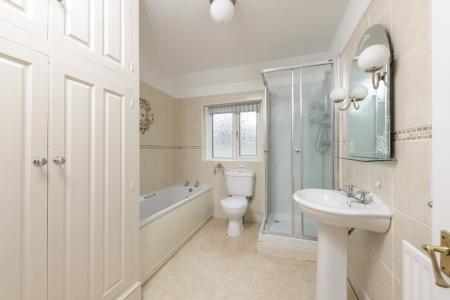 4 bedroom Detached house for sale in Wilford Grove, Skegness, PE25