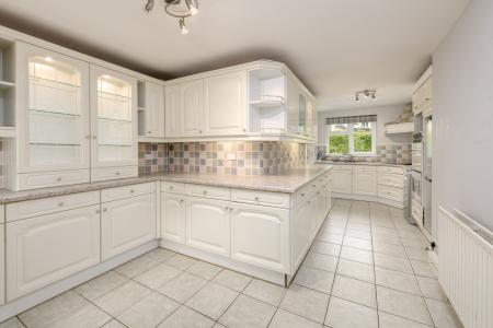 4 bedroom Detached house for sale in Wilford Grove, Skegness, PE25