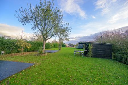 3 bedroom Detached bungalow for sale in Lymn Bank East, Thorpe St Peter, PE24