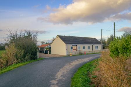 3 bedroom Detached bungalow for sale in Lymn Bank East, Thorpe St Peter, PE24
