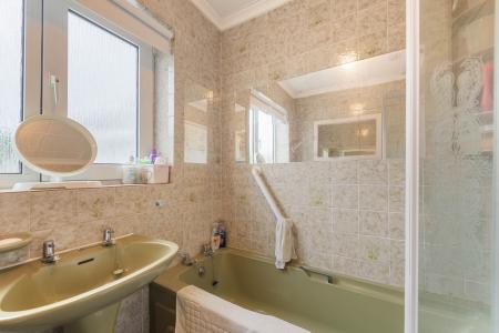 2 bedroom Detached bungalow for sale in Church Road South, Skegness, PE25