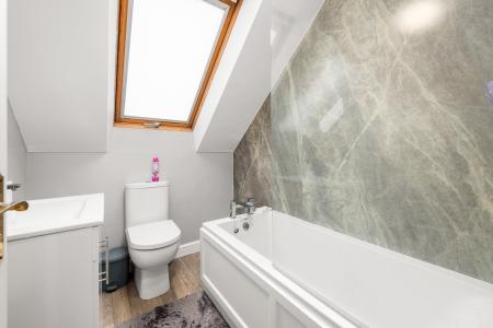 4 bedroom Detached house for sale in Flamborough Close, Skegness, PE25