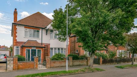 Saxby Avenue, Skegness, PE25