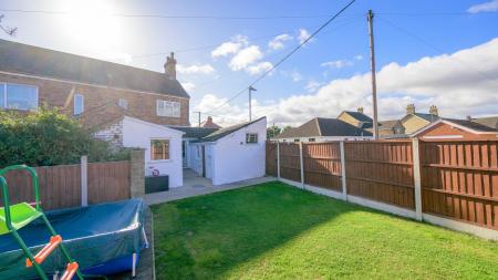 3 bedroom Semi-detached house for sale in Chauntry Road, Alford, LN13