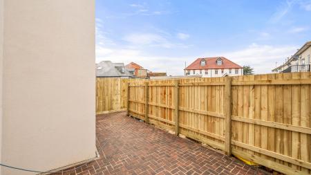 3 bedroom Terraced House for sale in Church Road South, Skegness, PE25