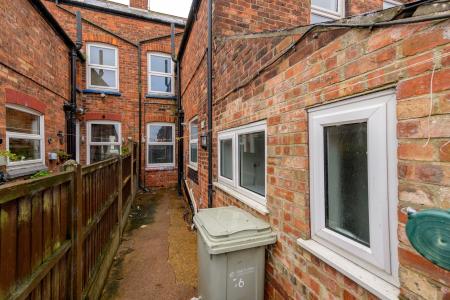 5 bedroom Terraced House for sale in Wainfleet Road, Skegness, PE25