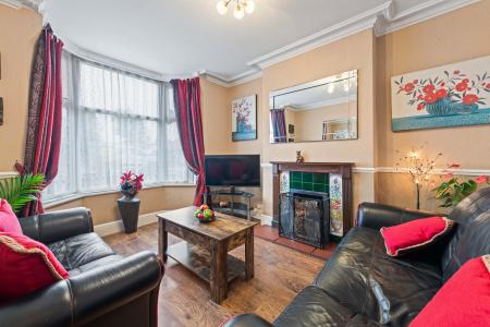 5 bedroom End of terrace house for sale in Wainfleet Road, Skegness, PE25