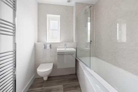 3 bedroom Terraced House for sale in Church Road South, Skegness, PE25