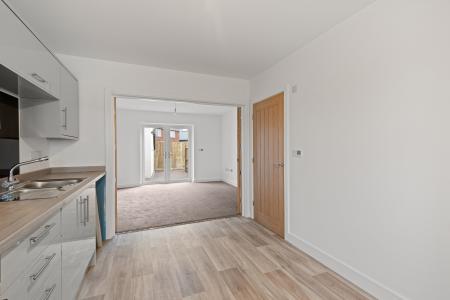 3 bedroom Terraced House for sale in Church Road South, Skegness, PE25