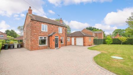 3 bedroom Detached house for sale in Station Road, Burgh Le Marsh, PE24