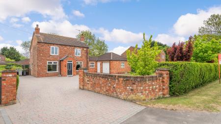 3 bedroom Detached house for sale in Station Road, Burgh Le Marsh, PE24
