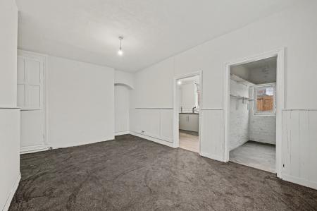 8 bedroom End of terrace house for sale in Wainfleet Road, Skegness, PE25