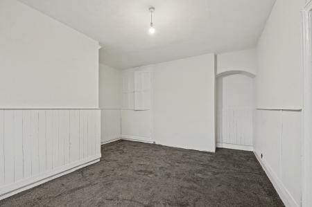 8 bedroom End of terrace house for sale in Wainfleet Road, Skegness, PE25