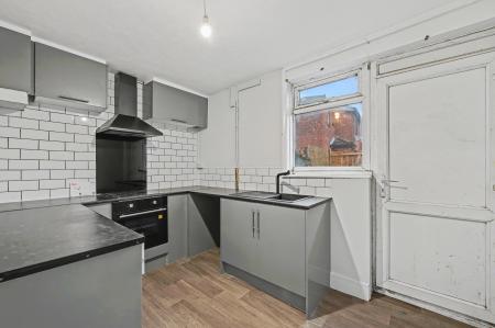 8 bedroom End of terrace house for sale in Wainfleet Road, Skegness, PE25