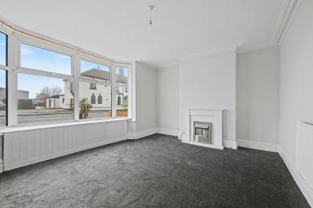 8 bedroom End of terrace house for sale in Wainfleet Road, Skegness, PE25