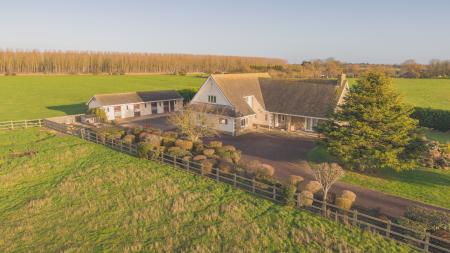 4 bedroom Detached house for sale in Ingoldmells Road, Addlethorpe, PE24