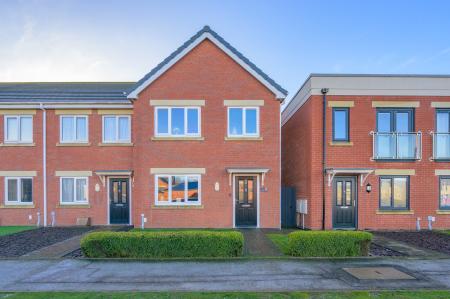 3 bedroom End of terrace house for sale in Normanby Road, Skegness, PE25