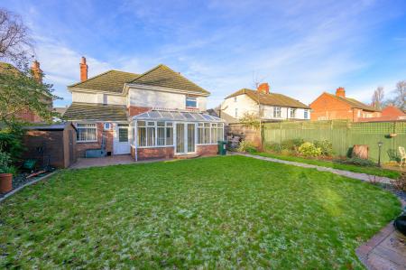 4 bedroom Detached house for sale in Sunningdale Drive, Skegness, PE25