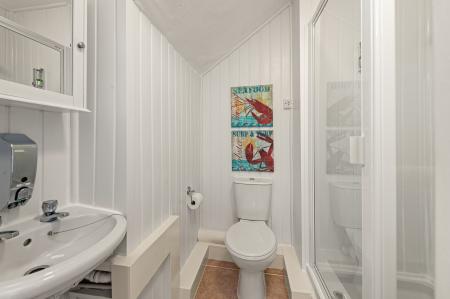 9 bedroom Guest House for sale in 28 South Parade, Skegness, PE25