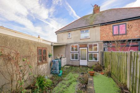 3 bedroom Semi-detached house for sale in Hoylake Drive, Skegness, PE25