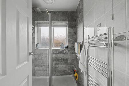 1 bedroom Semi-detached bungalow for sale in Brisbane Close, Skegness, PE25