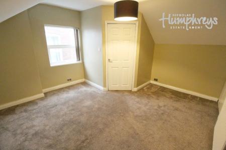1 bedroom Property to let in Summerfield Crescent - B16