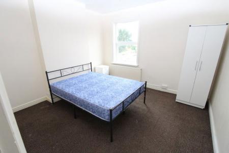 2 bedroom Property to let in Margaret Street - West Bromwich B70