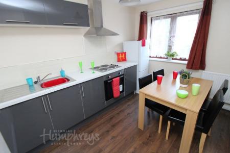 Bodmin Grove, B7 - 8-8 Viewings