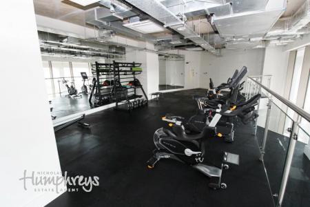 2 bedroom Property to let in East Timber Yard - B5 - 8-8 Viewings