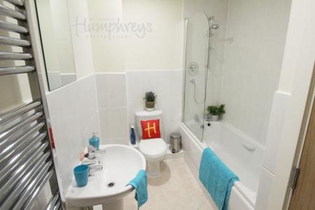 2 bedroom Property to let in Citywalk, Irving St B1 - 8-8 Viewings