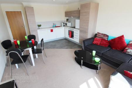 2 bedroom Property to let in Citywalk, Irving St B1 - 8-8 Viewings