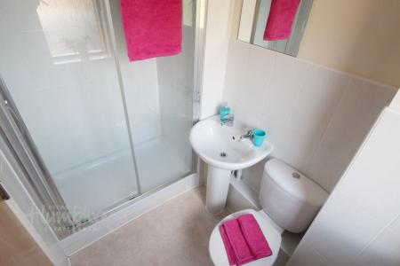 2 bedroom Property to let in Citywalk, Irving St B1 - 8-8 Viewings
