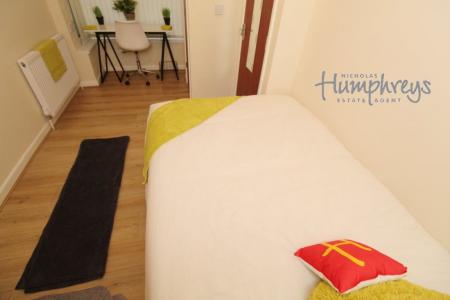 Exeter Road - VIEWINGS FROM 8am – 8pm