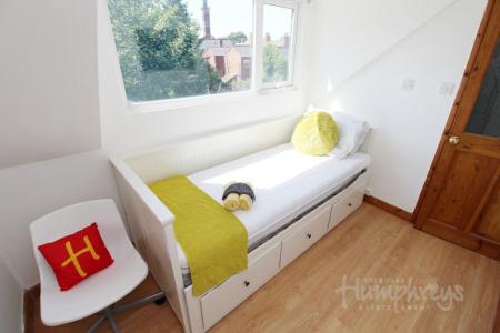 5 bedroom Property to let in Reservoir Road, Edgbaston B16 - 8-8 Viewings