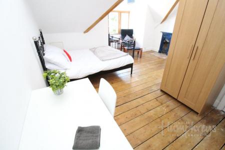 5 bedroom Property to let in Reservoir Road, Edgbaston B16 - 8-8 Viewings