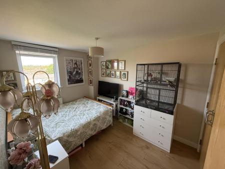 2 bedroom Apartment for sale in Curzon Street, Burton-On-Trent